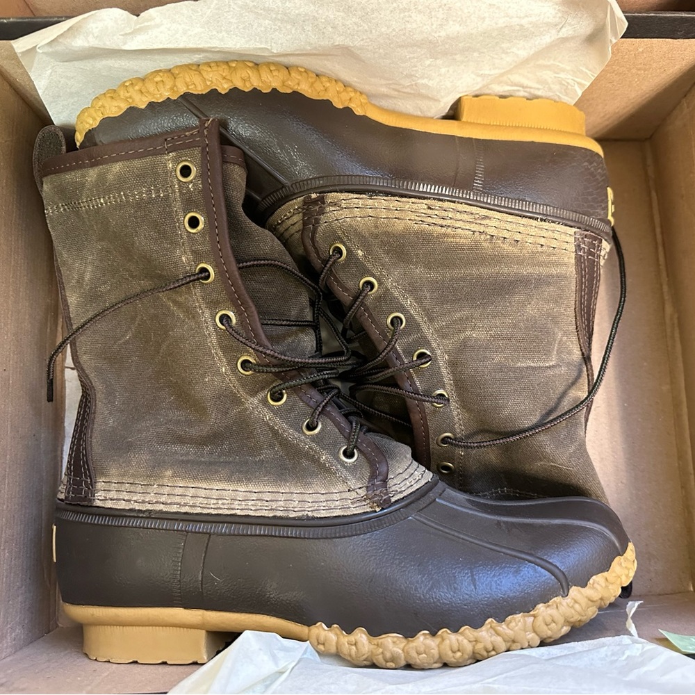 LL Bean Boots Men’s Waxed-Canvas Maine Hunting Shoe